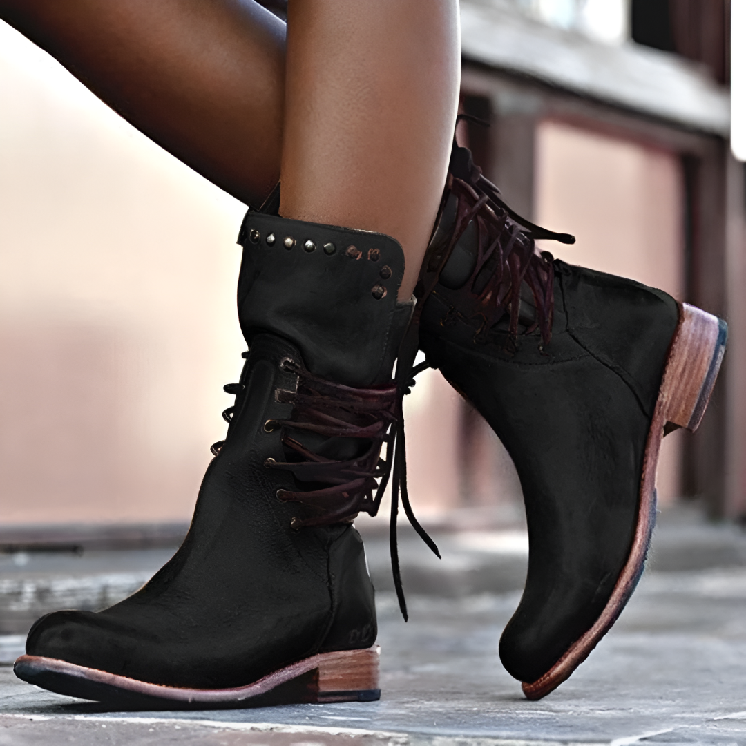 Océane - Elegant leather boots with laces